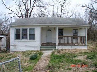 201 N C St, Rogers, AR 72756