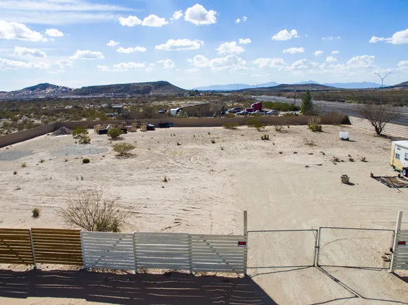 16280 Montana Ave, Clint, TX 79836