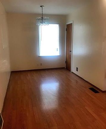 3rd image of 1271 Baden Ave