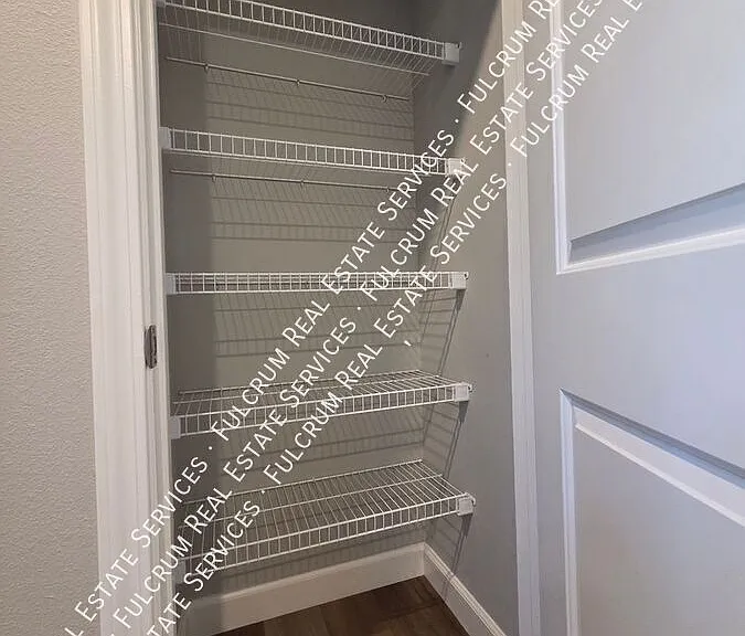 11727 4th Ave E — Photo 5