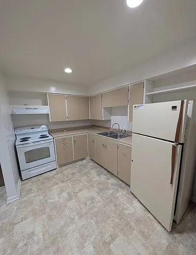 503 Halladay St #MAIN Photo 1