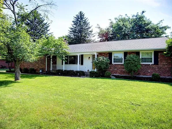 1020 Renown Rd, Dayton, OH 45430