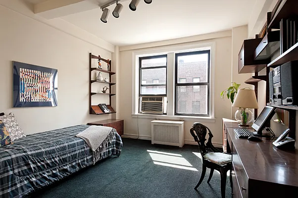 Sold by CORE | media 27