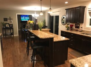 124 Onyx Ct, Oregon, WI 53575