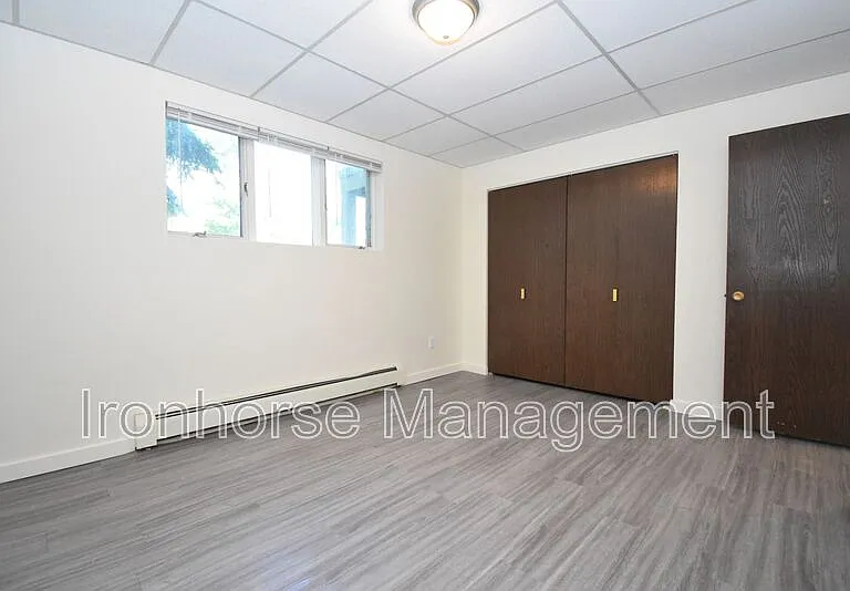 805 W Villard St #1 — Photo 13