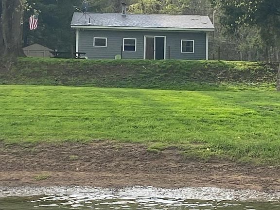 5th image of 177 Hemlock Rd