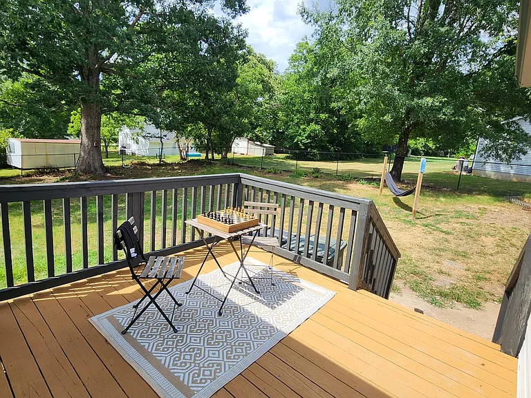 1828 Maxton Ave — Photo 8