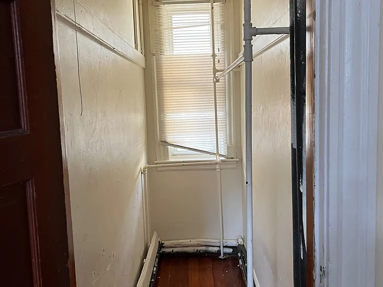 34 Cameron St #2 — Photo 10