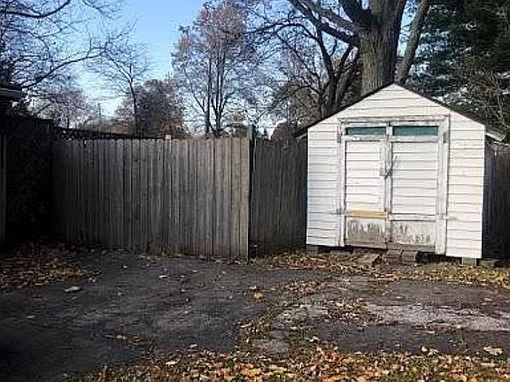 2nd image of 1523 Orkney Dr