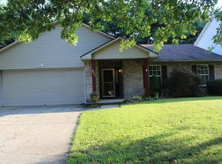 4021 Hillside Dr, Lexington, KY 40514