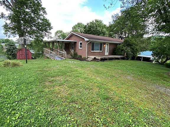 2nd image of 25427 Wexmouth Dr