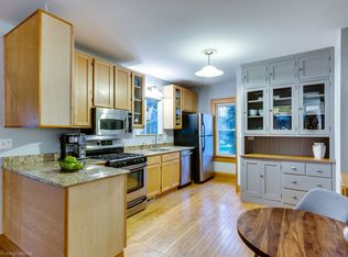 189 E Columbia Ave, Elmhurst, IL