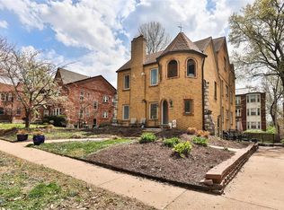 7546 Buckingham Dr APT 1, Saint Louis, MO 63105