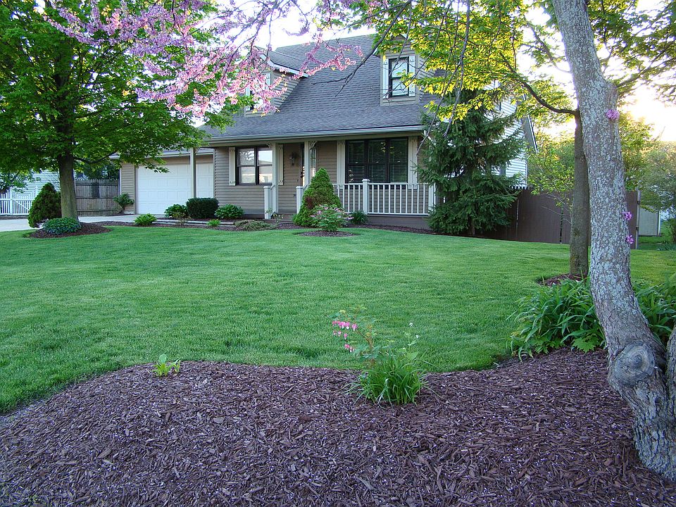 1st image of 3765 Brookfield Dr
