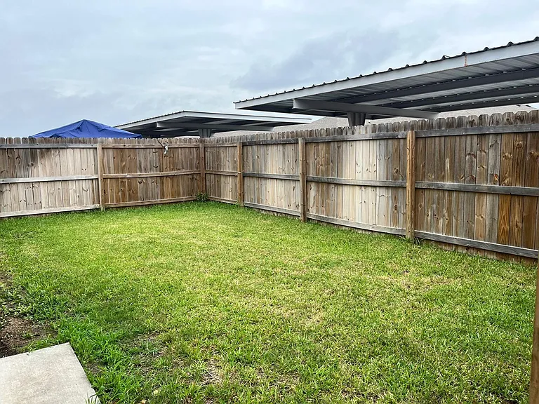 2105 Stauffer St #2 — Photo 22