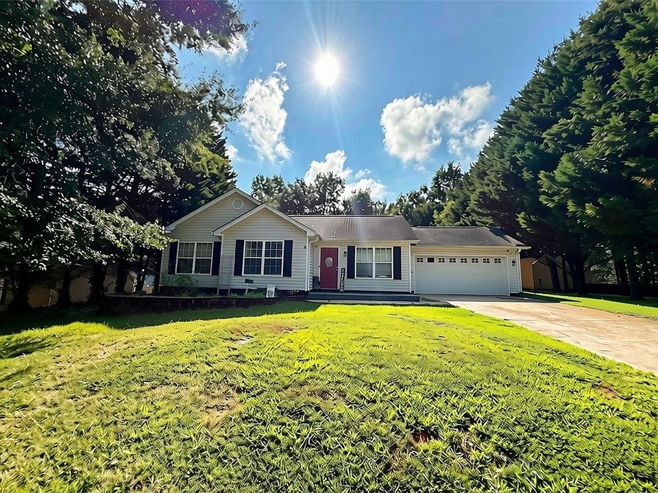 1st image of 106 Berry Ct