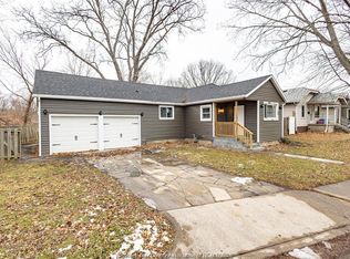 1179 Prado Pl, Windsor, ON N8S2H9