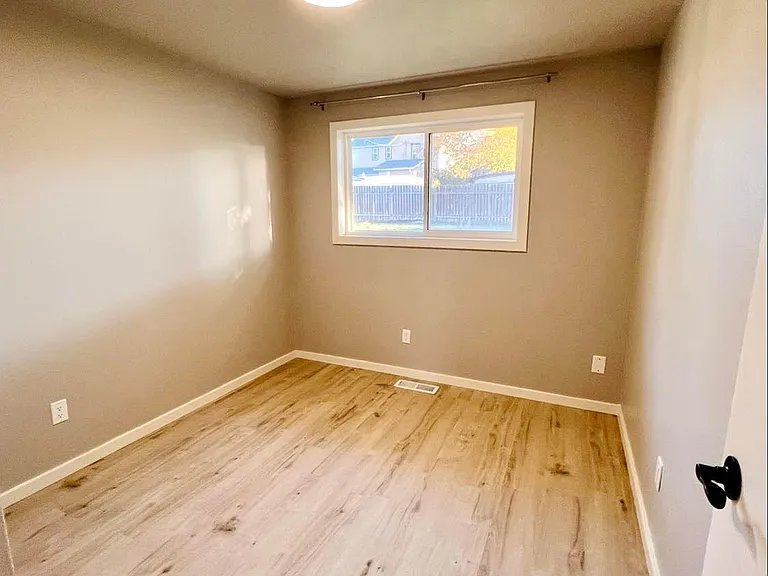 Smaller Bedroom