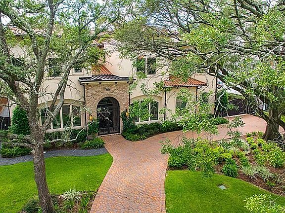 3rd image of 5559 Holly Springs Dr