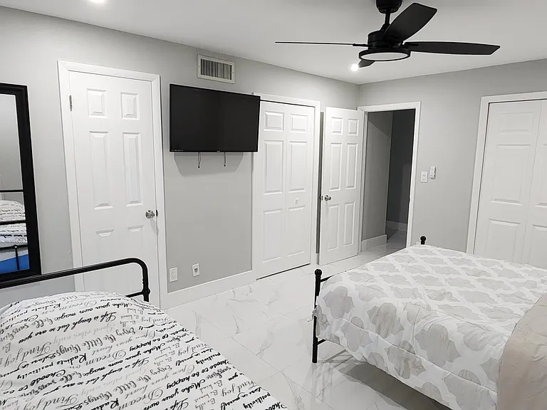 8966 Collins Ave #101 — Photo 10