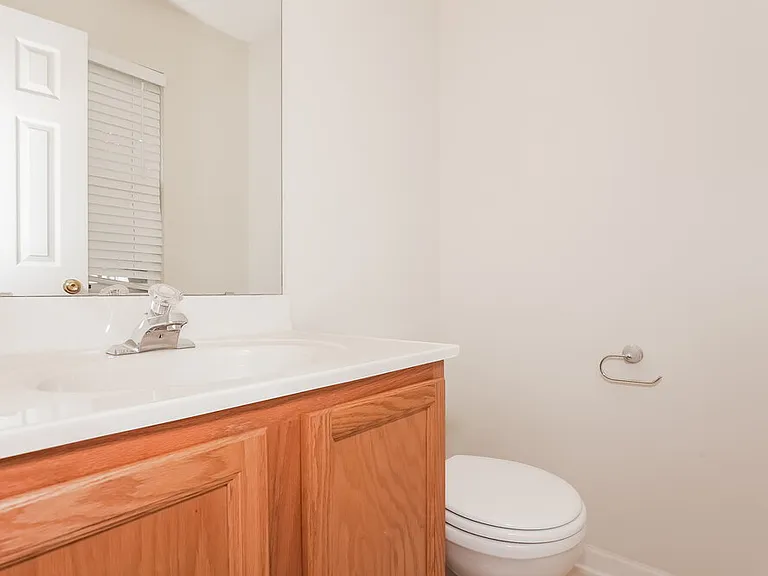7945 Bristle Ln — Photo 15