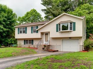 2 Elaine St, Webster, MA 01570