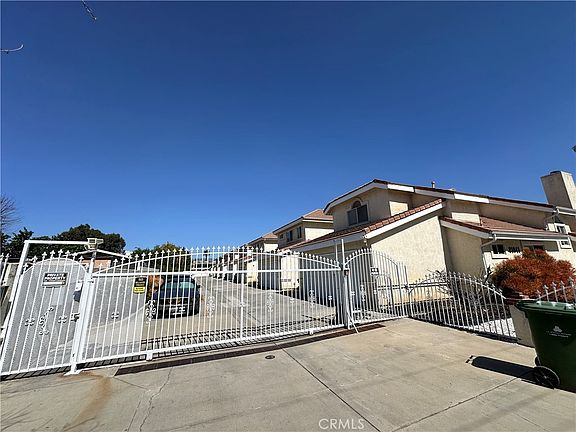 2nd image of 21041 Gault St Unit C