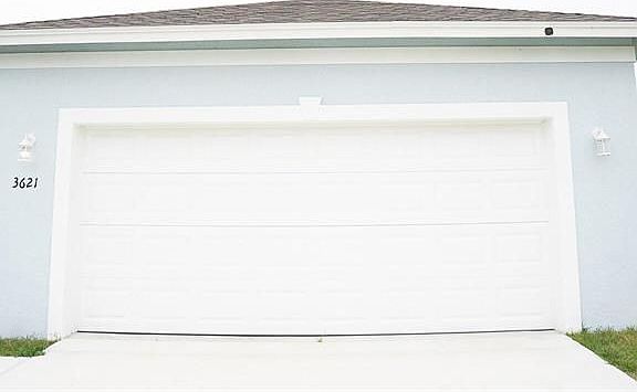 4th image of 3621 SW Haines St