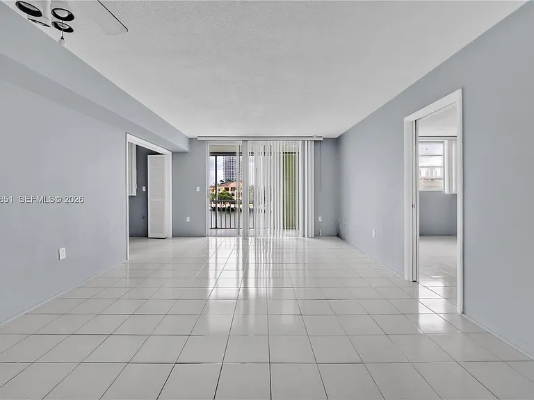 3030 Marcos Dr #T409 — Photo 2