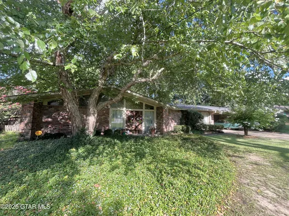 472 S Eshman Ave, West Point, MS 39773