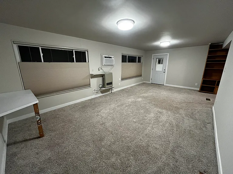 4895 Golden Ct — Photo 47