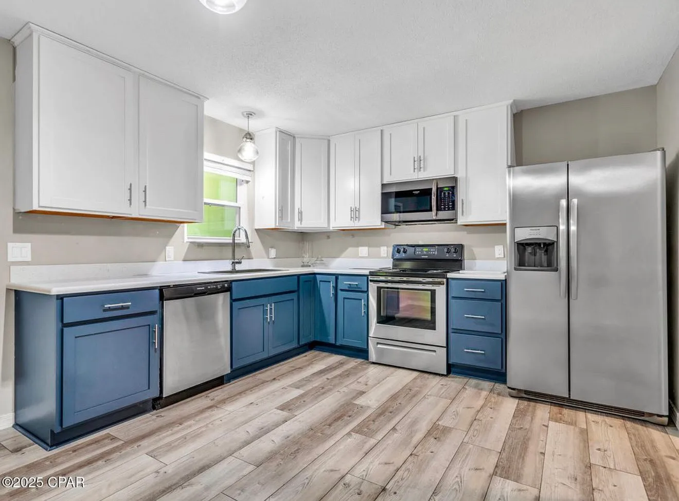 2 bed, 1092 sqft, $1,750 — Photo 3