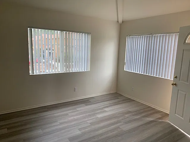 Entry Living room - 4434 Apricot Rd #F