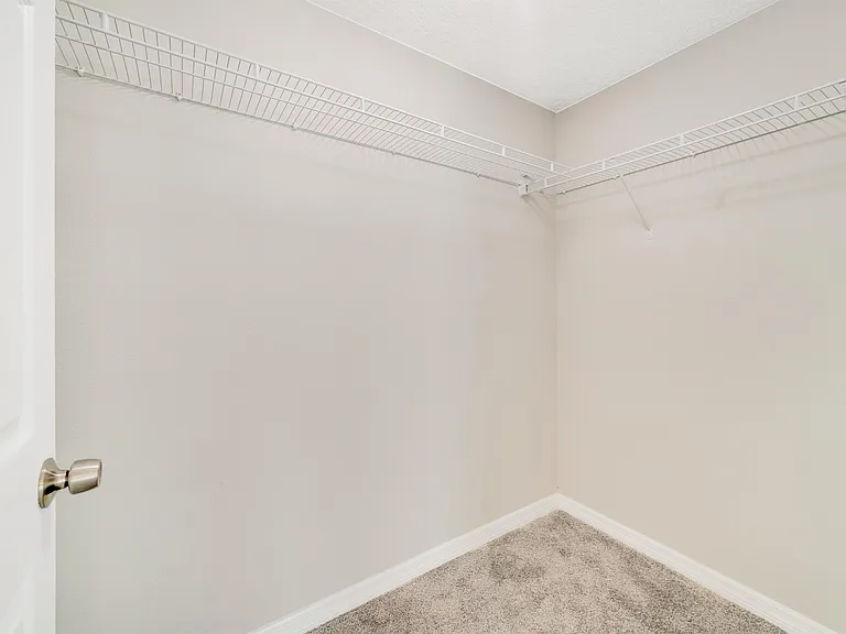255 Taylor Ln #202 — Photo 8