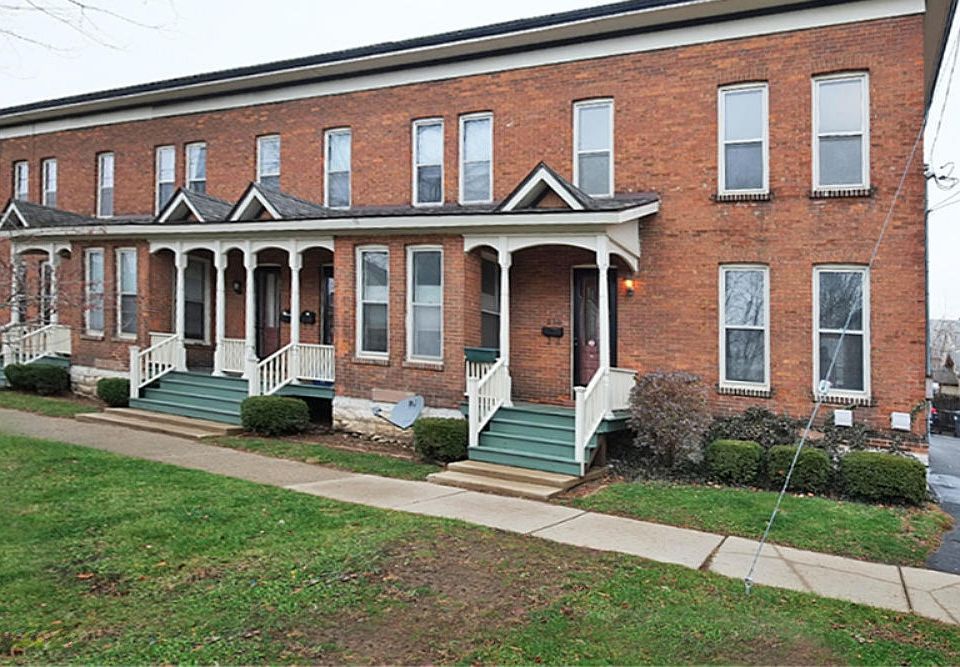 1st image of 210 W Vine St