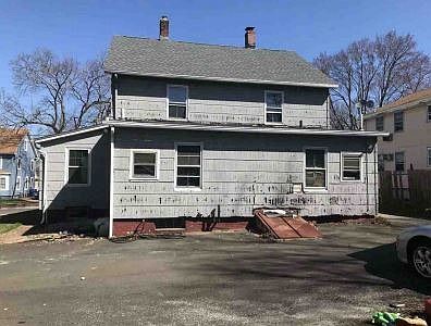 2nd image of 120 School St
