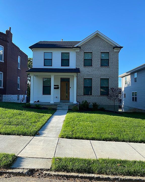 2nd image of 3215 Eads Ave