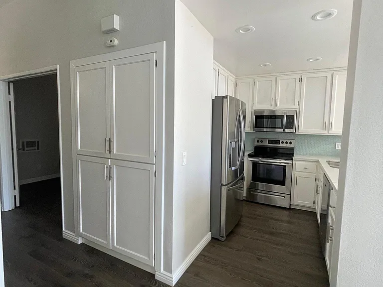 270 Dahlia Ave #10 — Photo 22