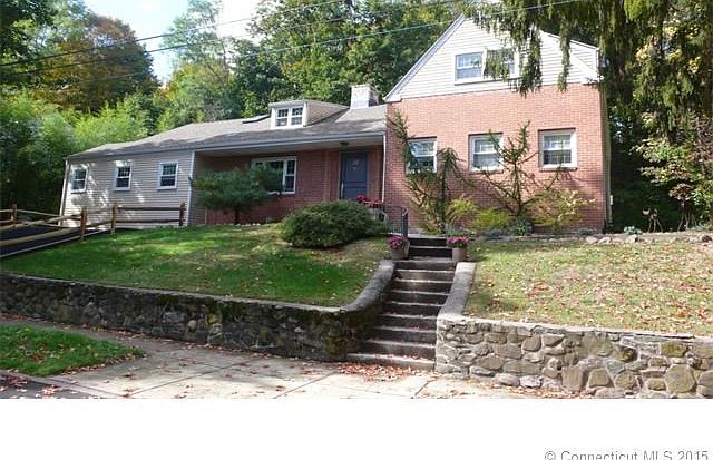 1st image of 80 Woodside Ter