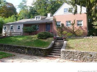 80 Woodside Ter, New Haven, CT 06515