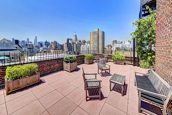 Sold by Halstead Real Estate | media 8