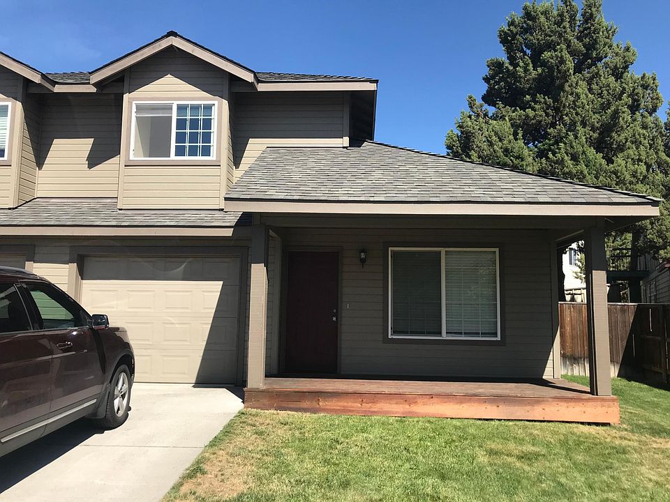Front of duplex