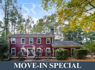 2633 Ashworth Cir, Snellville, GA 30078