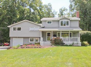 799 Bridge St, Suffield, CT 06078