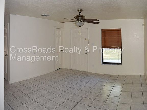 2nd image of 1460 NE 21st St