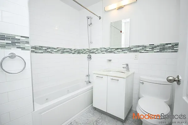 Rented by Modern Spaces | media 7