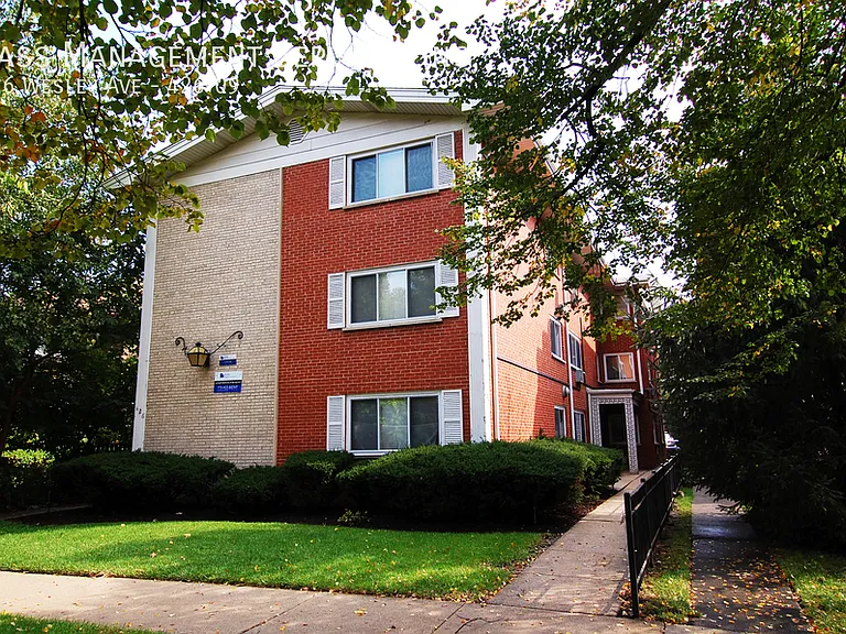 426 Wesley Ave #9 — Photo 11
