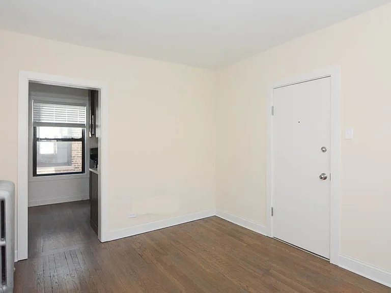 2641 N Spaulding Ave #E4 — Photo 11