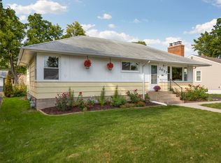 2027 Worcester Ave, Saint Paul, MN 55116