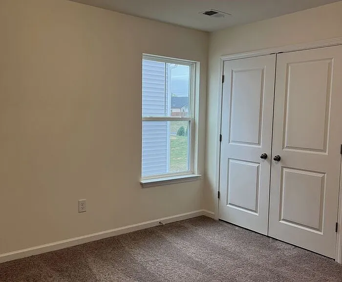 6039 Haddington Dr — Photo 19